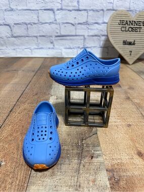 NATIVE
Robbie Slip-On - Resting Blue